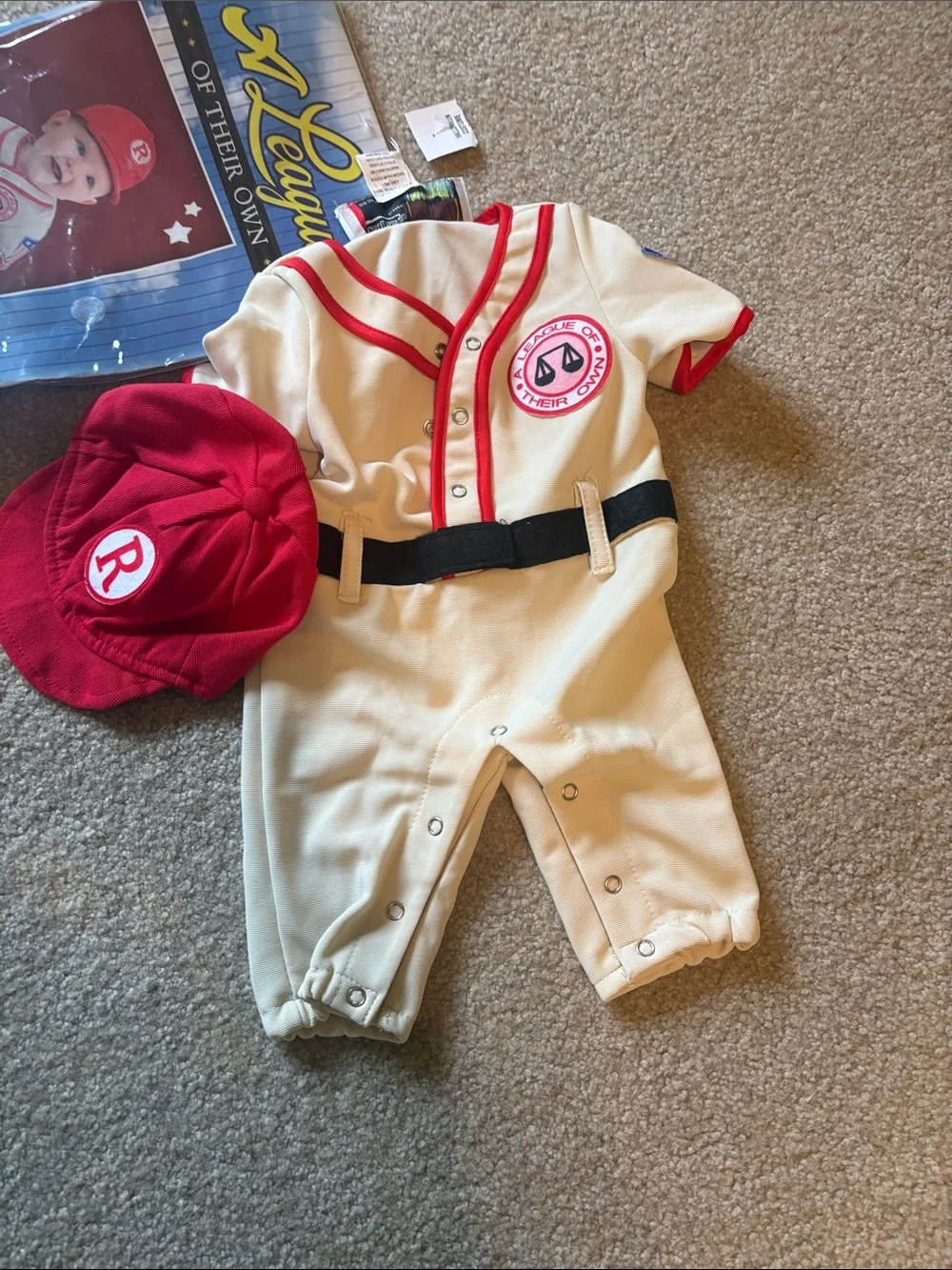 NIB A League of Their Own Coach Jimmy Baby Costume; Sz: 0-3 Months